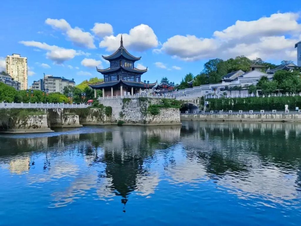 适合全家出行的贵州游玩线路插图 适合全家出行的贵州游玩线路插图