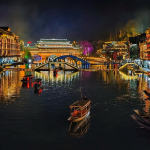 夜游凤凰：跟着沈从文的脚步，探寻湘西古城的前世今生缩略图